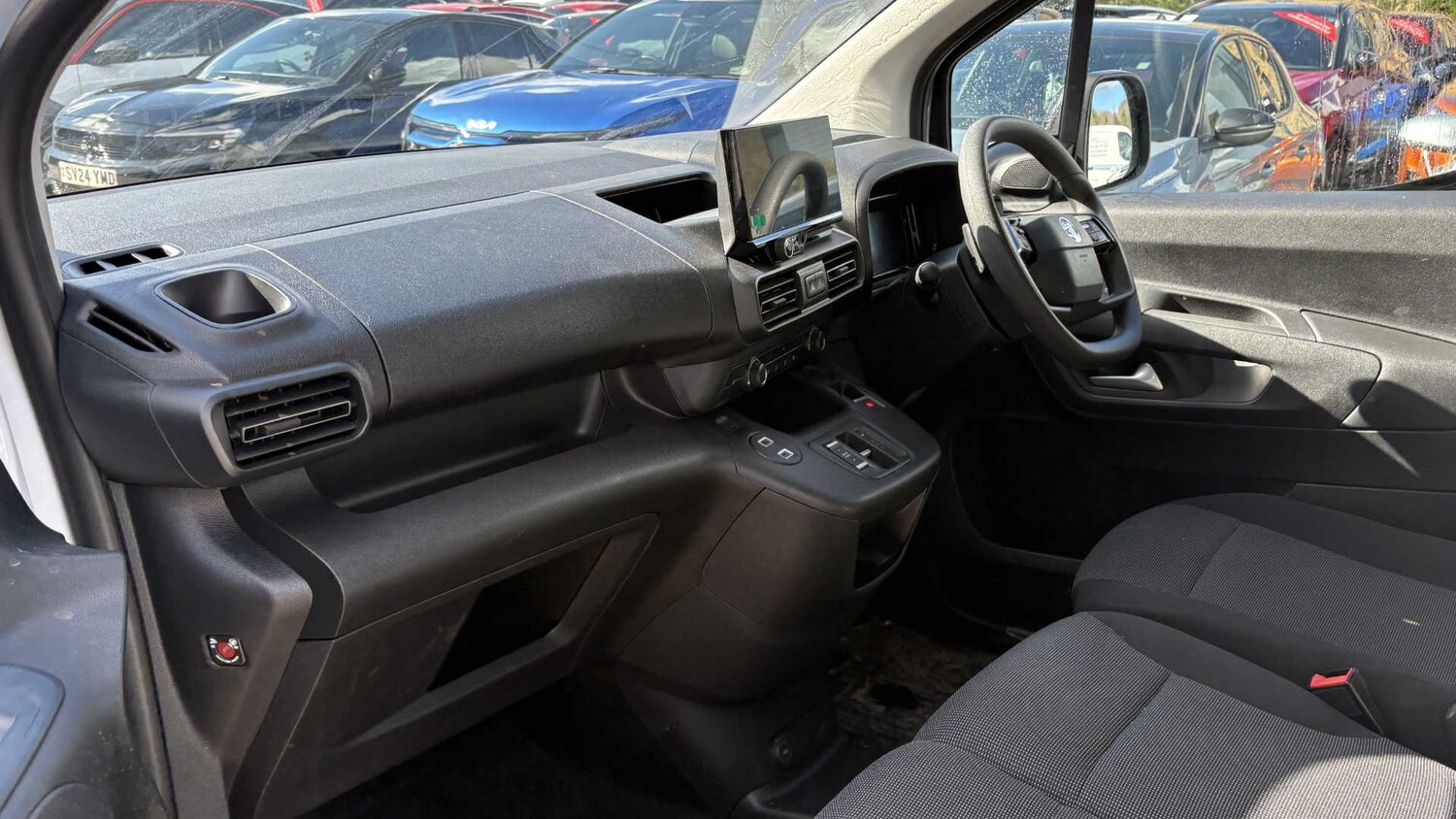 Used Vauxhall Combo 2024 for sale - 77860187: Photo 9