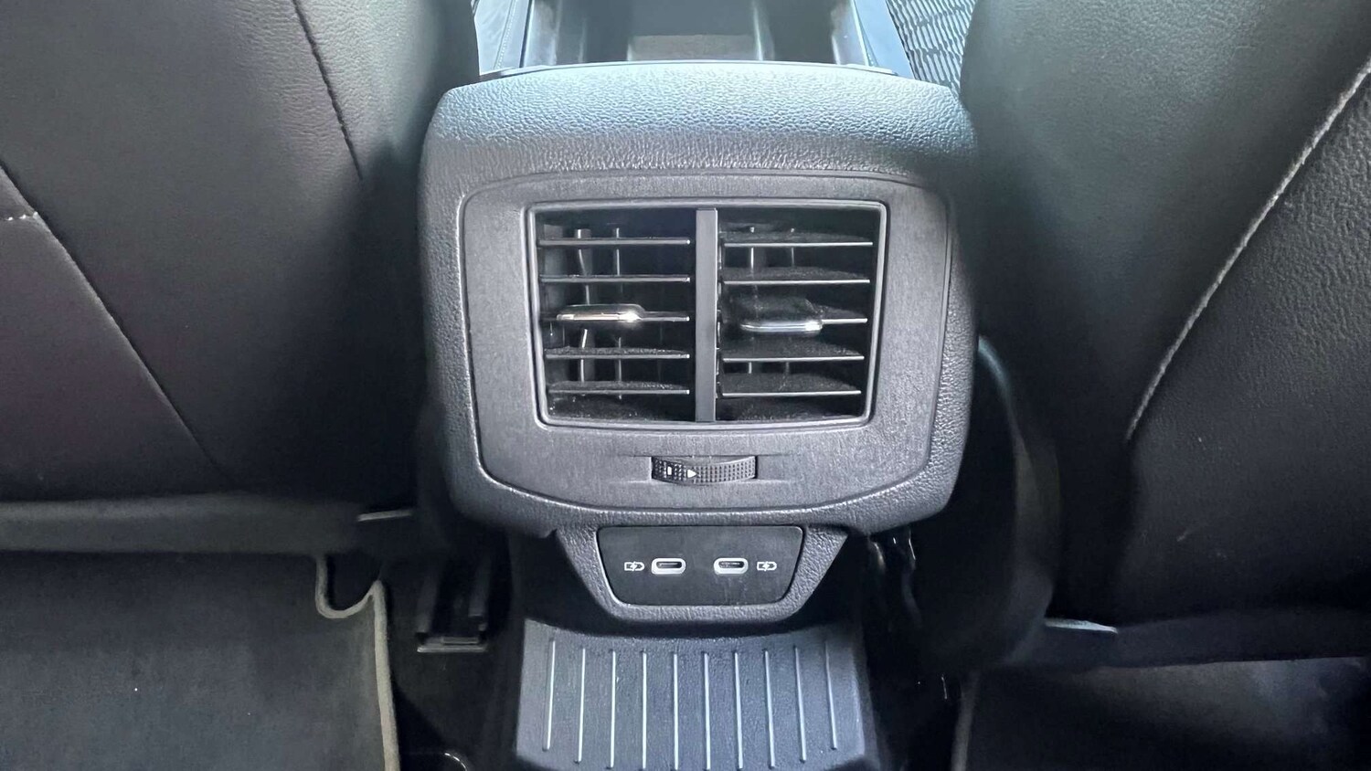 Used Volkswagen T-Roc 2022 for sale - 78077105: Photo 12