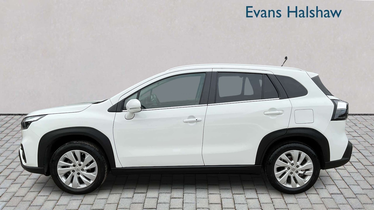 Used Suzuki SX4 S-Cross 2024 for sale - 77857902: Photo 4