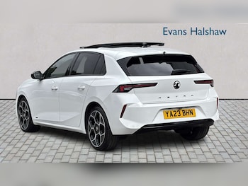 Used Vauxhall Astra 2023 for sale - 79215110: Photo
