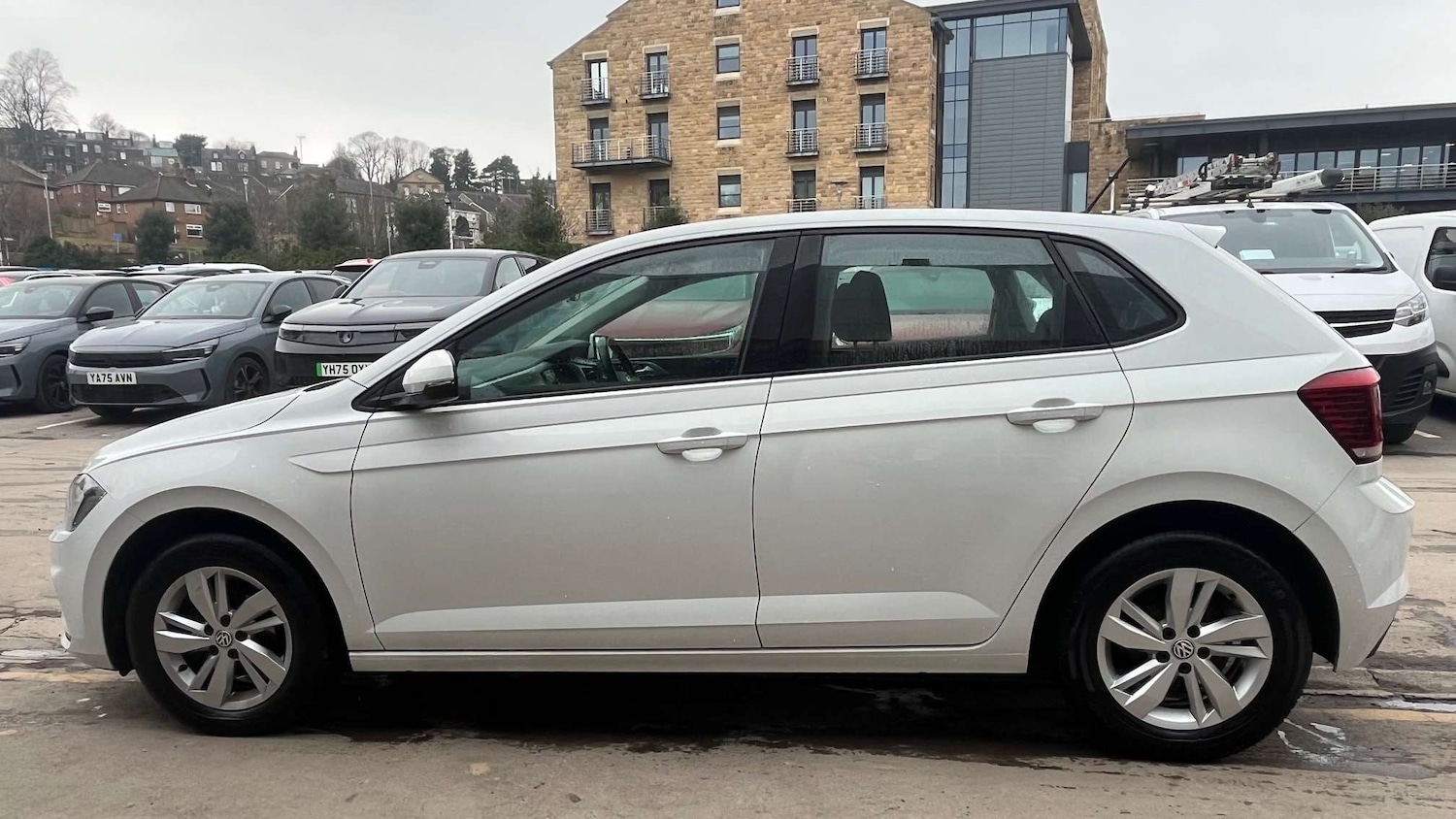 Used Volkswagen Polo 2018 for sale - 77859633: Photo 7