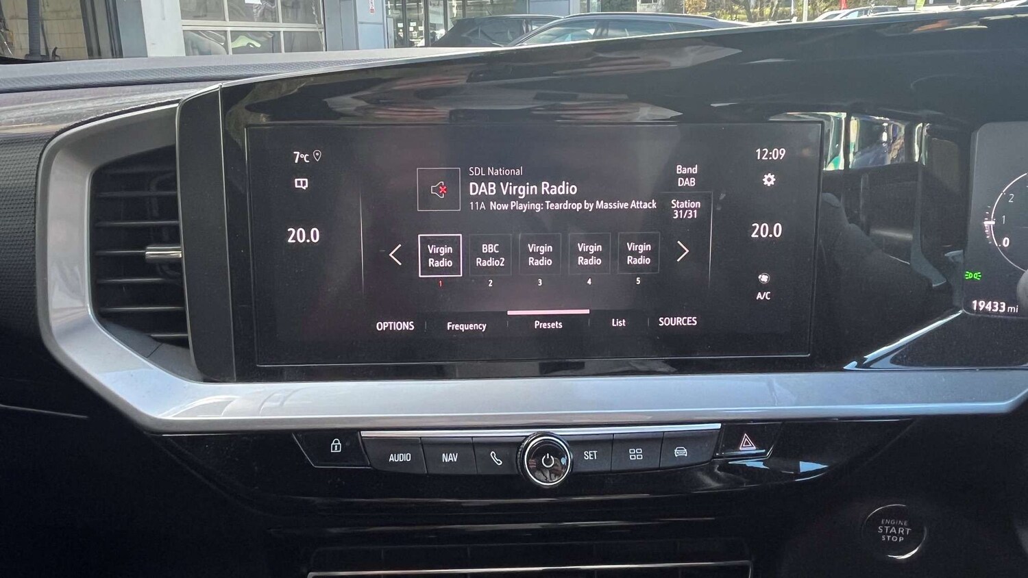 Used Vauxhall Mokka 2023 for sale - 78037632: Photo 12