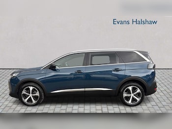 Used Peugeot 5008 2023 for sale - 79015254: Photo