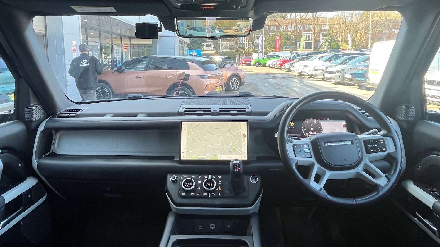 Used Land Rover Defender for sale - 77960928: Photo 9