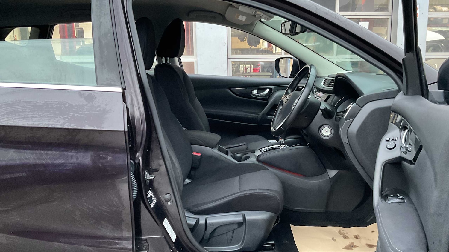 Used Nissan Qashqai for sale - 77857558: Photo 25