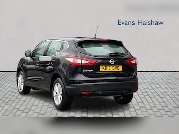 Used Nissan Qashqai 2017 for sale - 77857558: Photo
