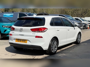 Used Hyundai i30 2018 for sale - 78234143: Photo