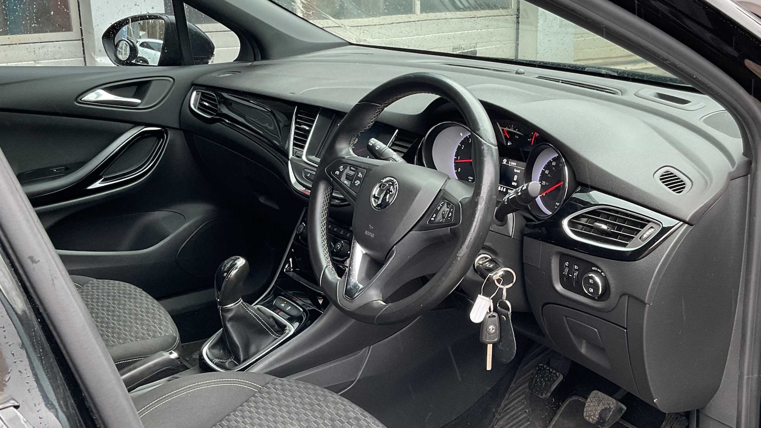 Used Vauxhall Astra for sale - 77857354: Photo 8