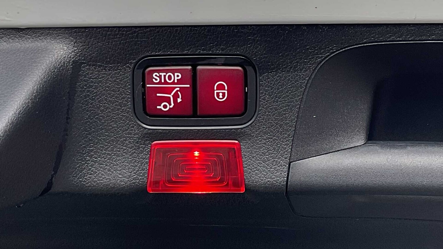 Used Mercedes-Benz CLA 2020 for sale - 77886026: Photo 35