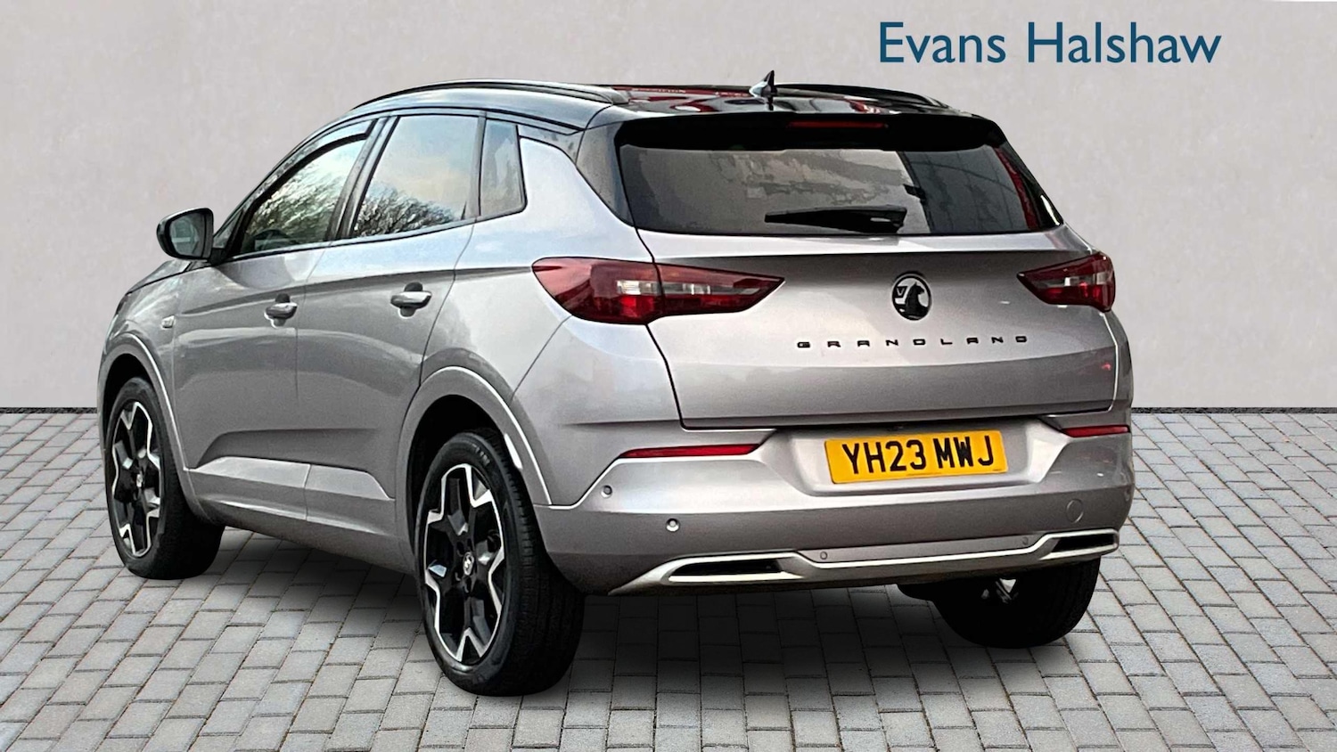 Used Vauxhall Grandland 2023 for sale - 77857013: Photo 3