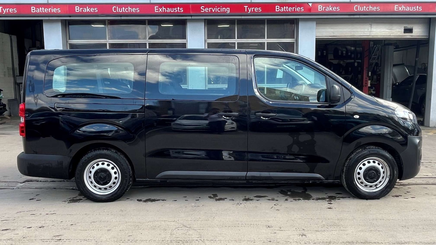 Used Vauxhall Vivaro Life 2023 for sale - 78208991: Photo 5