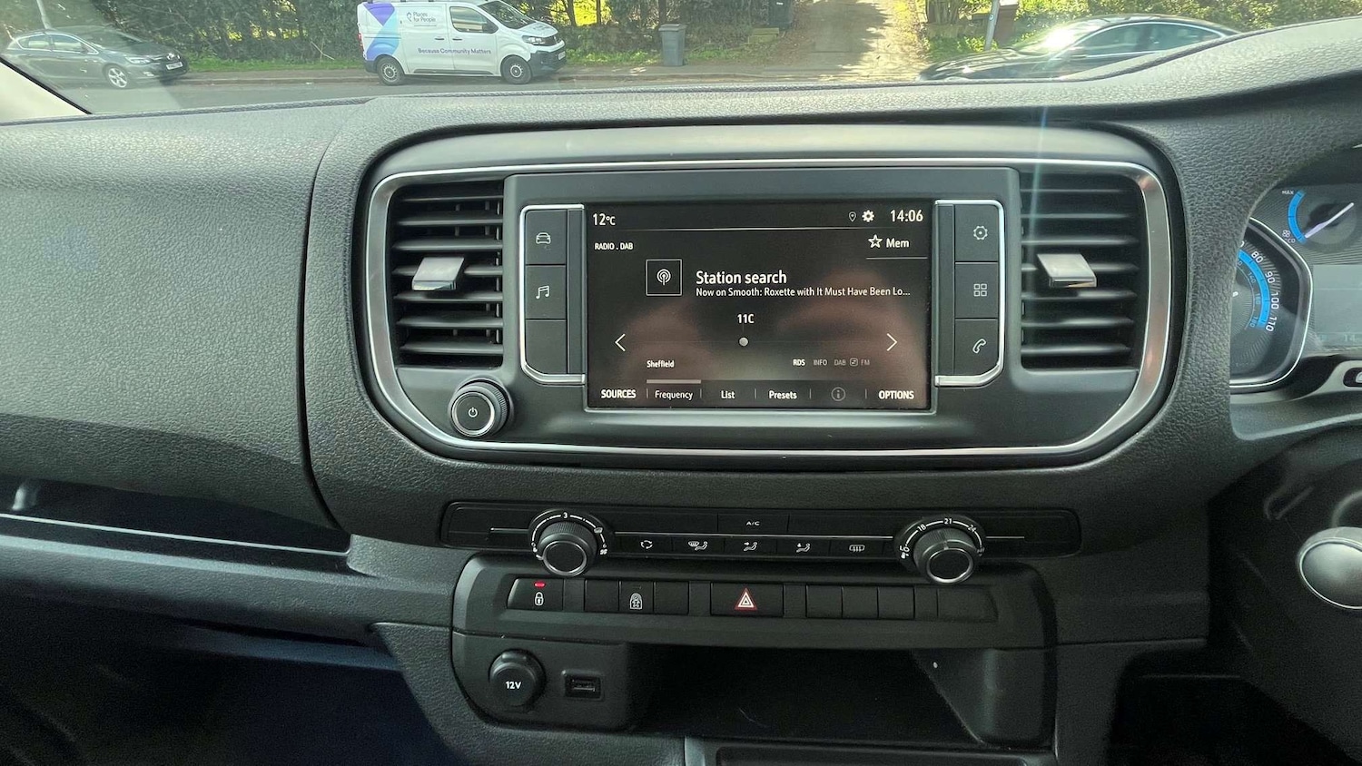 Used Vauxhall Vivaro Life 2023 for sale - 78208991: Photo 8