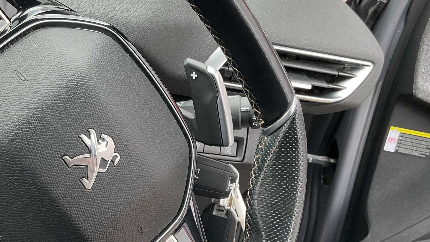 Used Peugeot 5008 2020 for sale - 77859147: Photo 21