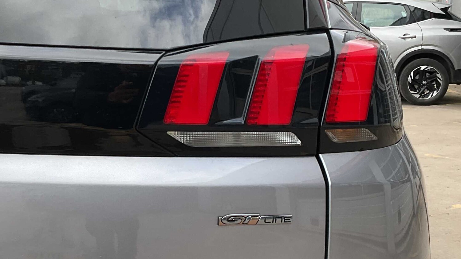 Used Peugeot 5008 2020 for sale - 77859147: Photo 31