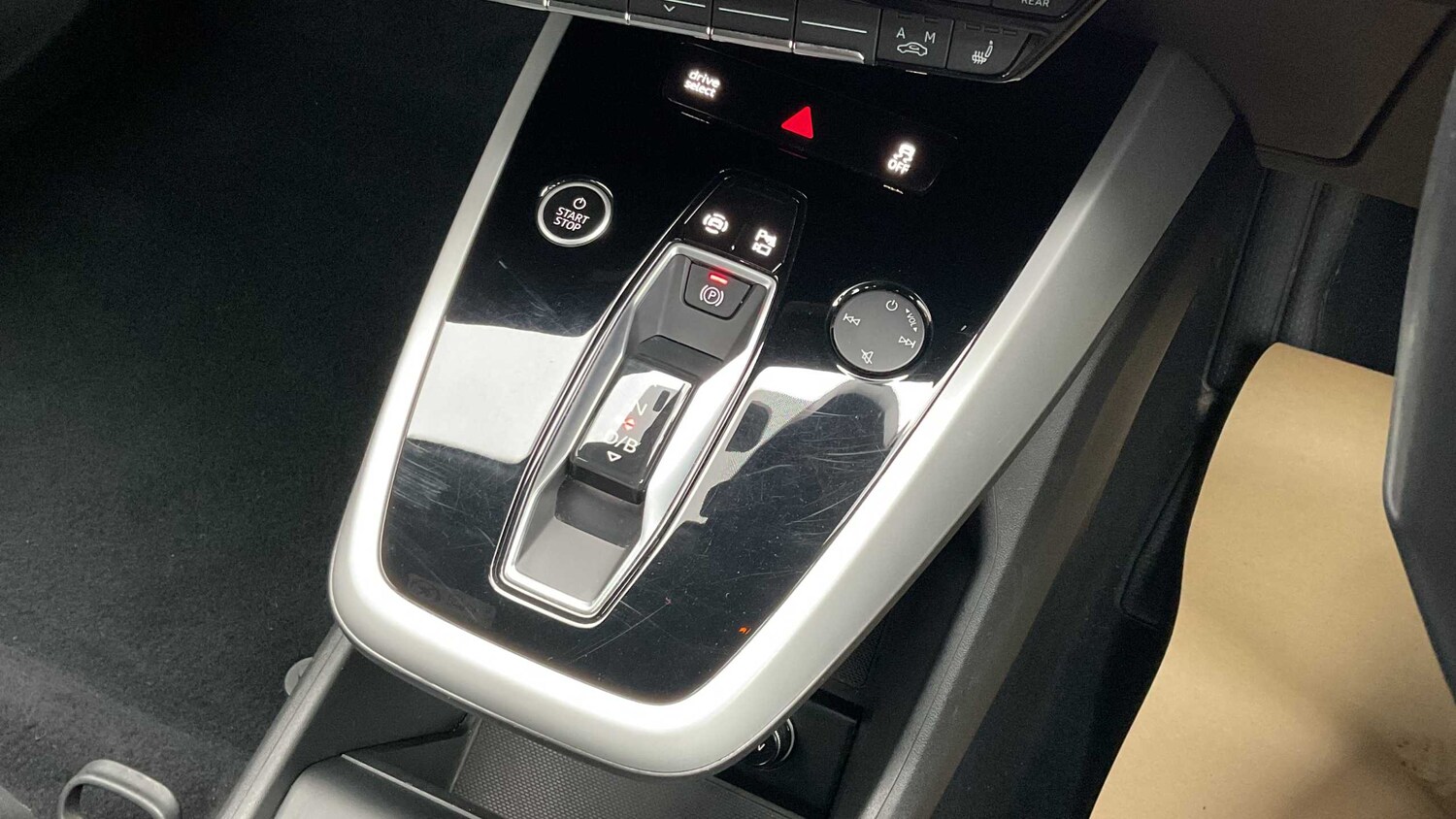 Used Audi Q4 e-tron for sale - 77858969: Photo 28