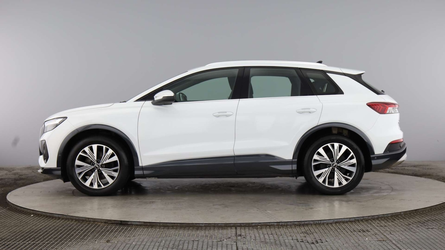 Used Audi Q4 e-tron for sale - 77858969: Photo 4