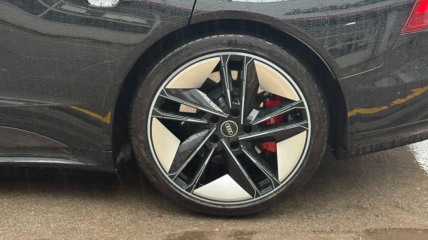 Used Audi RS e-tron GT 2021 for sale - 77861819: Photo 22