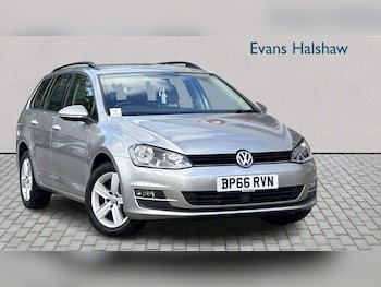 Used Volkswagen Golf 2016 for sale - 78857290: Photo