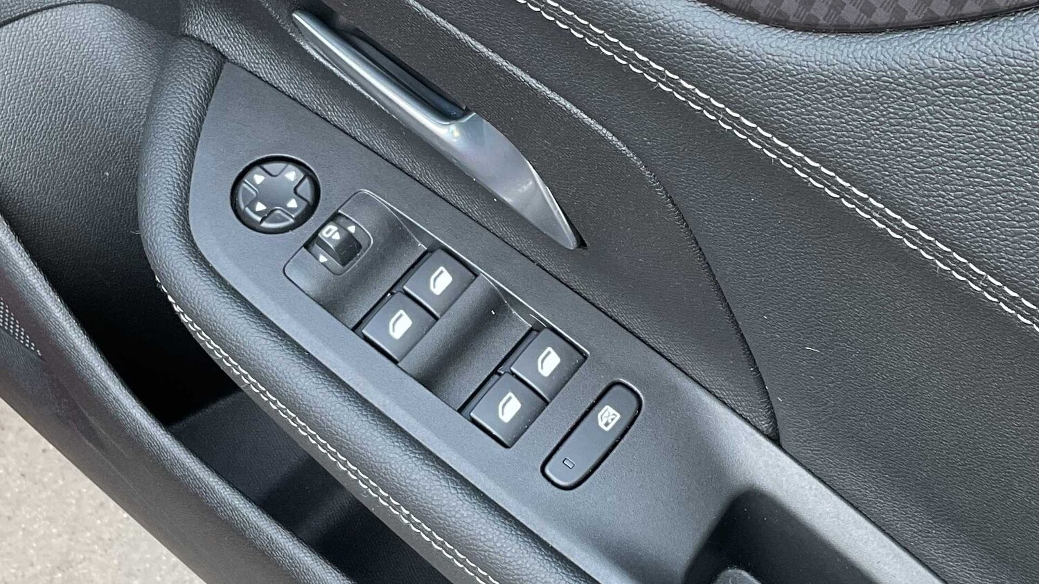 Used Vauxhall Mokka for sale - 77861794: Photo 29