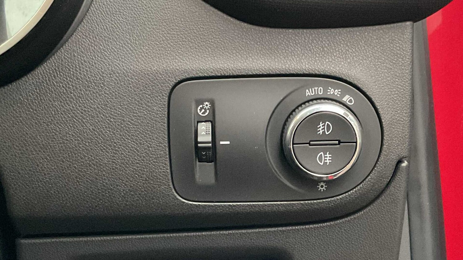 Used Vauxhall Crossland for sale - 77859676: Photo 28