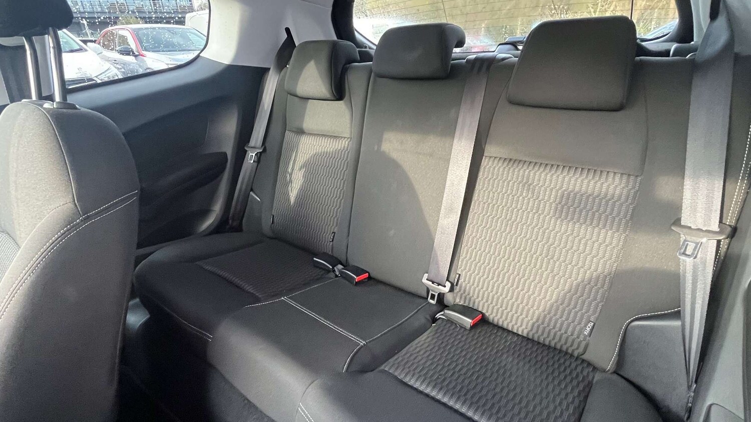 Used Peugeot 208 2017 for sale - 78052362: Photo 11