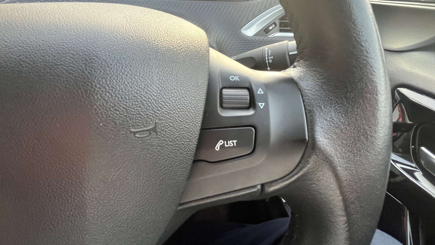 Used Peugeot 208 2017 for sale - 78052362: Photo 16