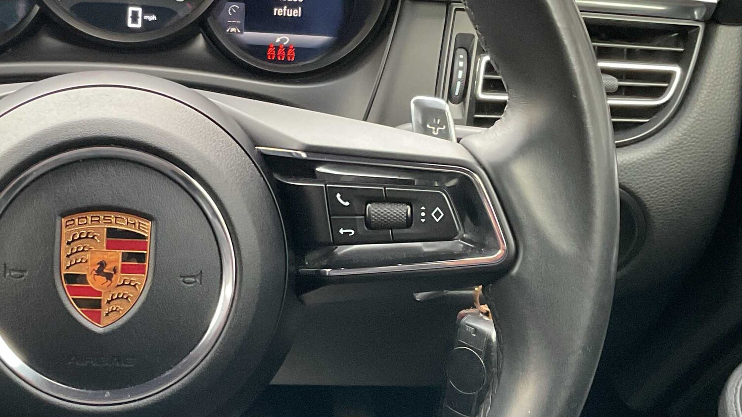 Used Porsche Macan for sale - 77858139: Photo 20