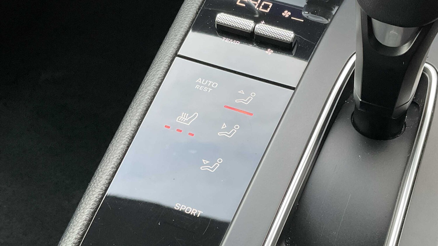 Used Porsche Macan for sale - 77858139: Photo 26