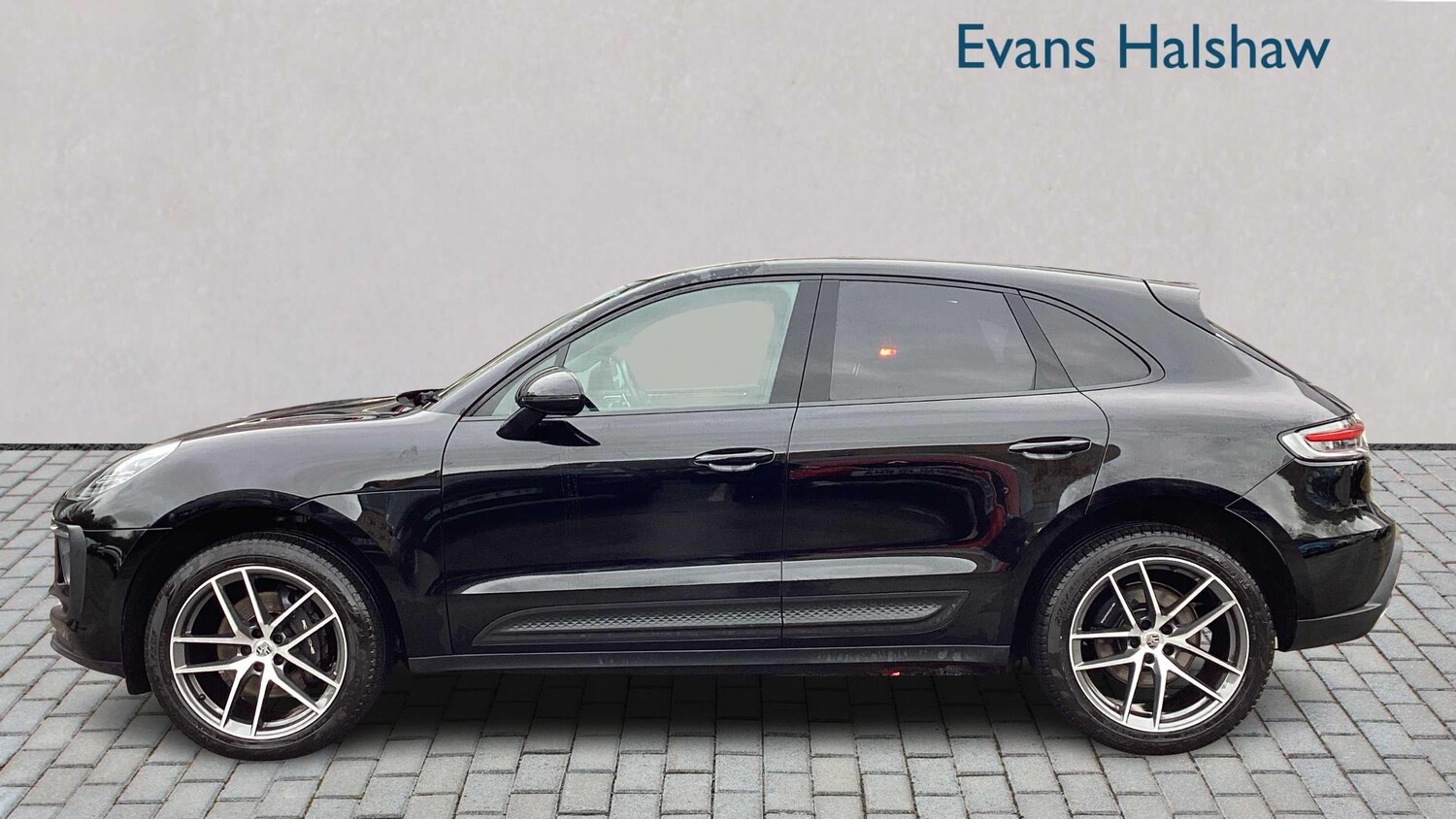 Used Porsche Macan for sale - 77858139: Photo 6