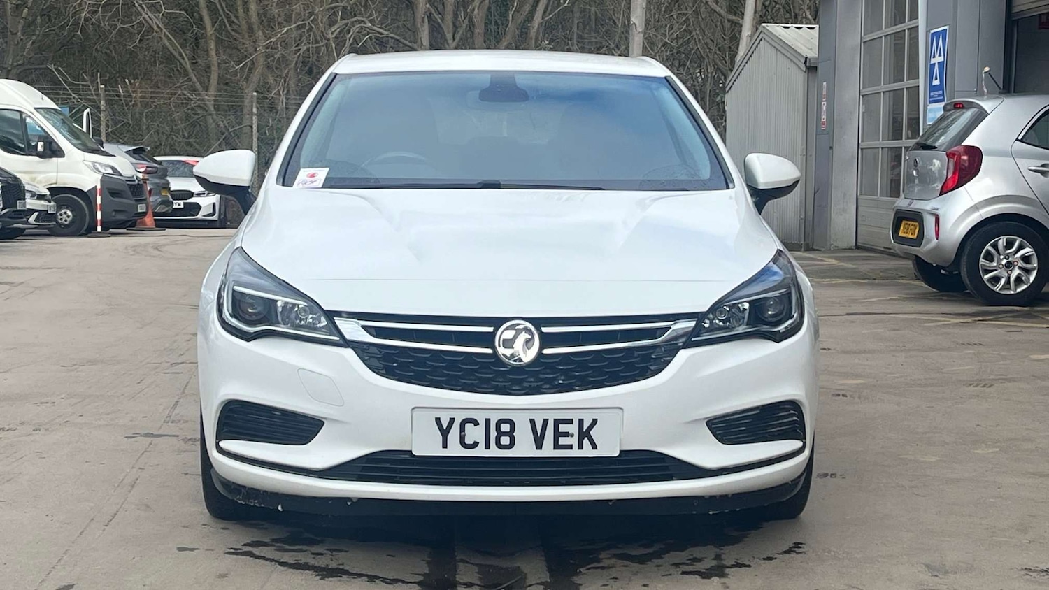 Used Vauxhall Astra for sale - 77862580: Photo 4