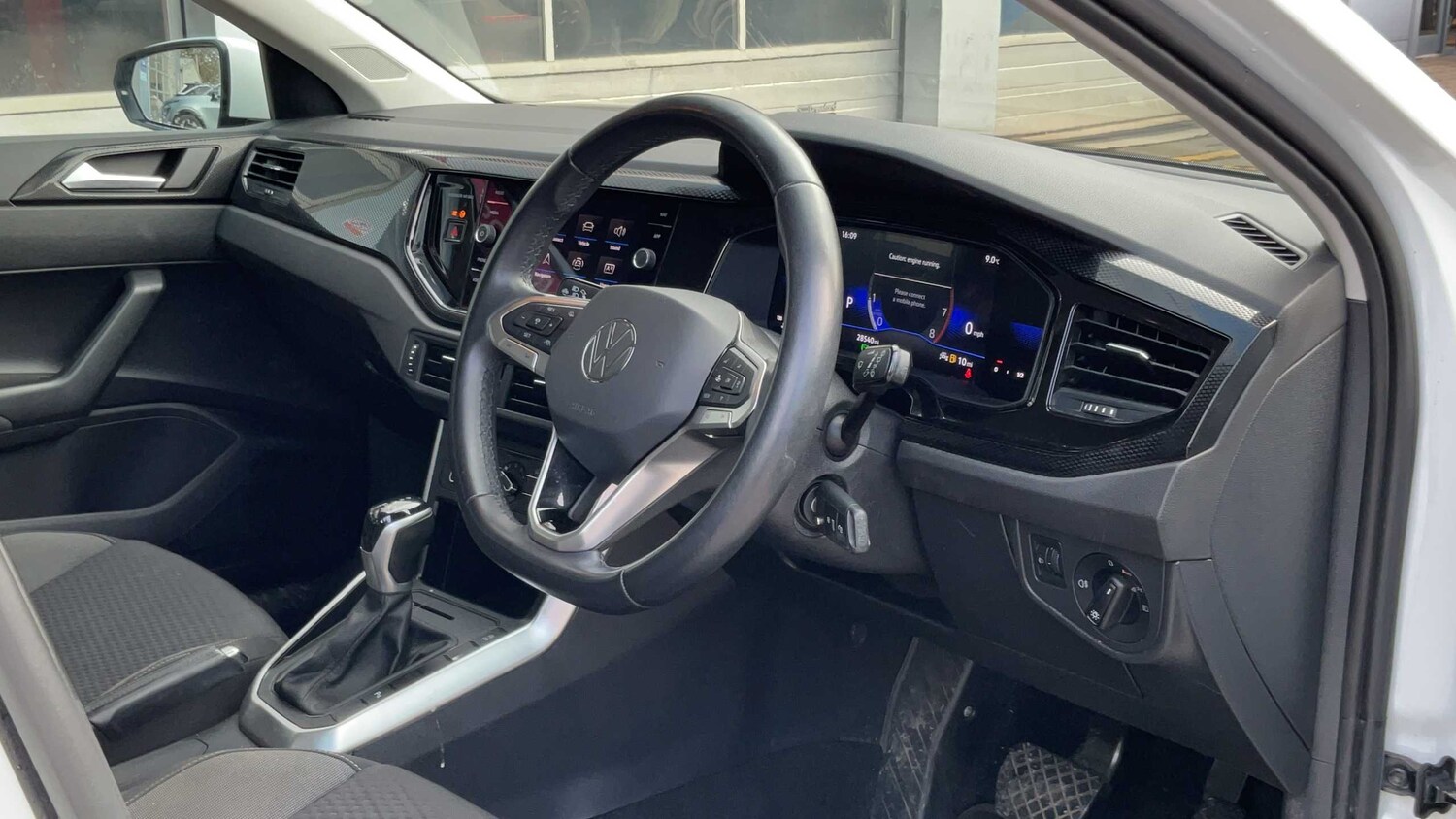 Used Volkswagen Polo 2023 for sale - 77914127: Photo 8