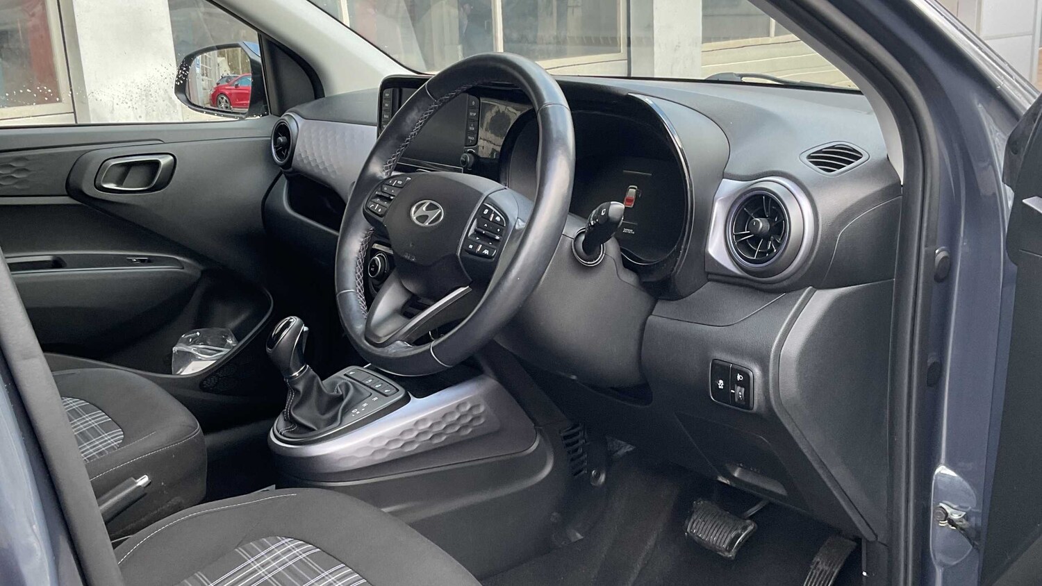 Used Hyundai i10 for sale - 77860577: Photo 12