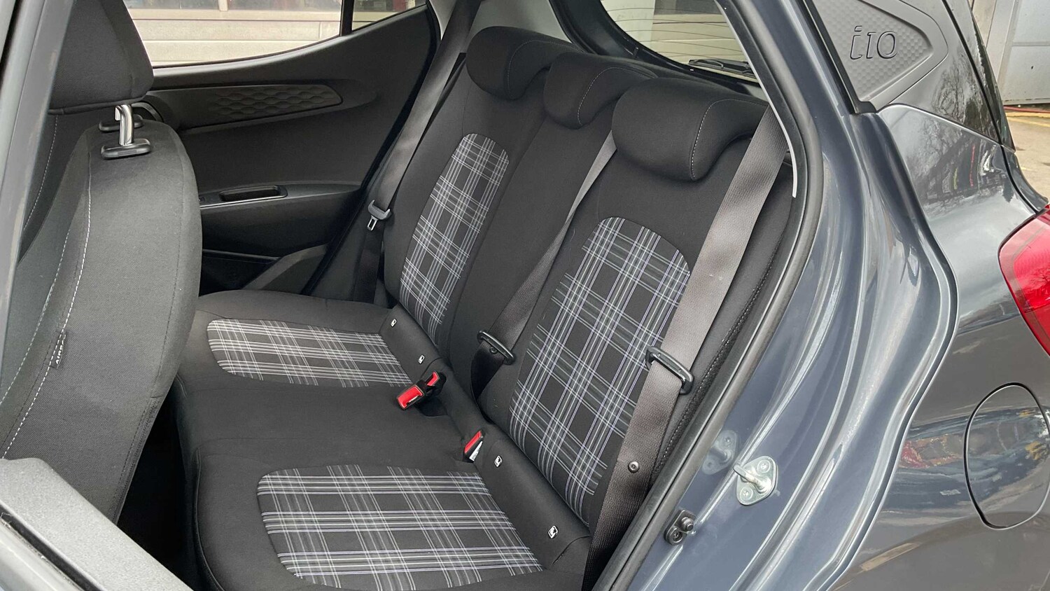 Used Hyundai i10 for sale - 77860577: Photo 15