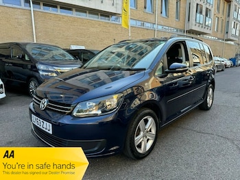 Used Volkswagen Touran 2014 for sale - 75159567: Photo