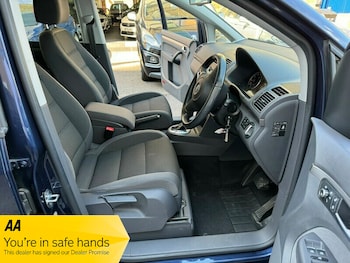 Used Volkswagen Touran 2014 for sale - 75159567: Photo