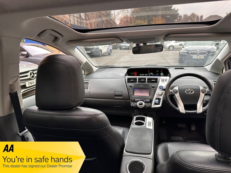 Used Toyota Prius+ 2014 for sale - 76510451: Photo 15