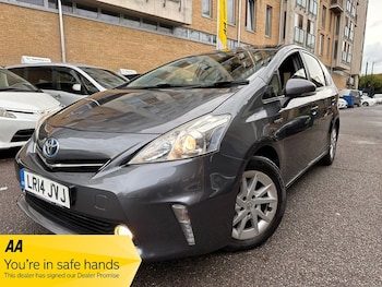 Used Toyota Prius+ 2014 for sale - 76510451: Photo