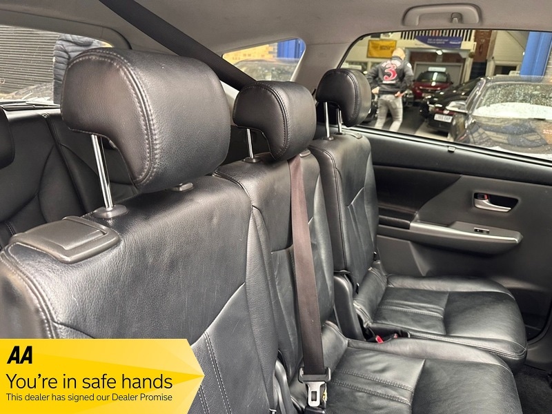 Used Toyota Prius+ 2014 for sale - 76510451: Photo 20