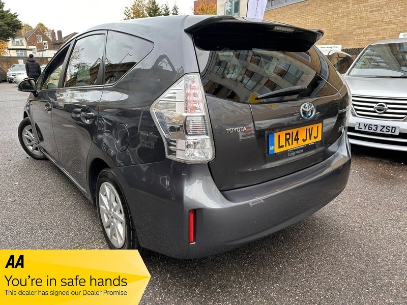 Used Toyota Prius+ 2014 for sale - 76510451: Photo 25