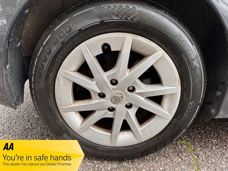 Used Toyota Prius+ 2014 for sale - 76510451: Photo 31