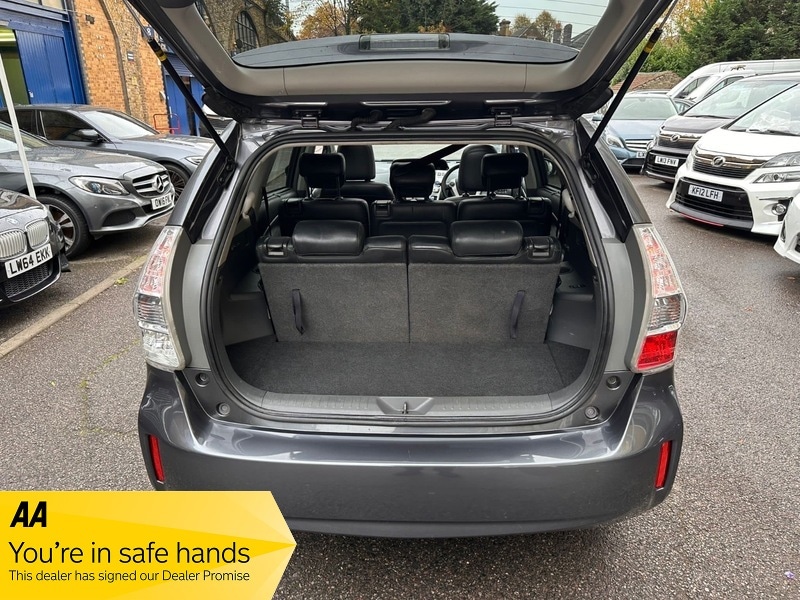 Used Toyota Prius+ 2014 for sale - 76510451: Photo 38