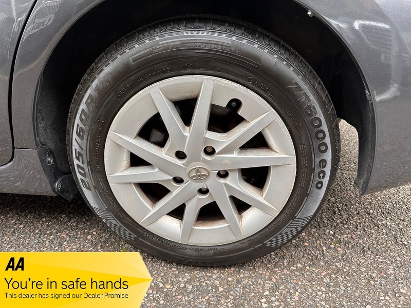 Used Toyota Prius+ 2014 for sale - 76510451: Photo 43