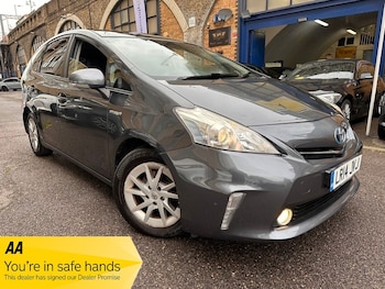 Used Toyota Prius+ 2014 for sale - 76510451: Photo
