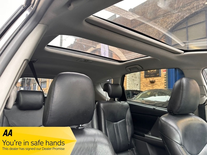 Used Toyota Prius+ 2014 for sale - 76510451: Photo 5