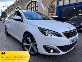 Used Peugeot 308 2015 for sale - 78607974: Photo