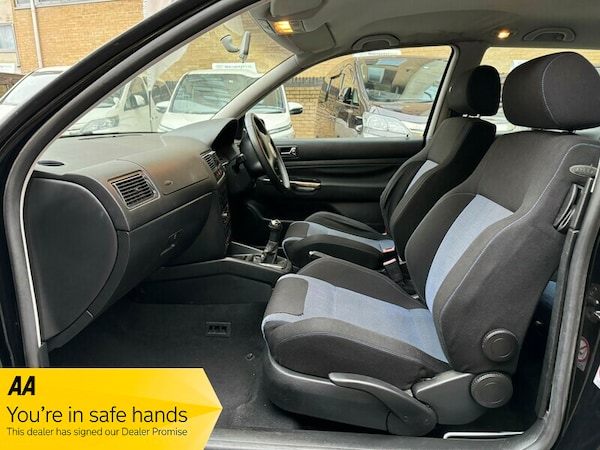 Used Volkswagen Golf 2003 for sale - 73608219: Photo 8