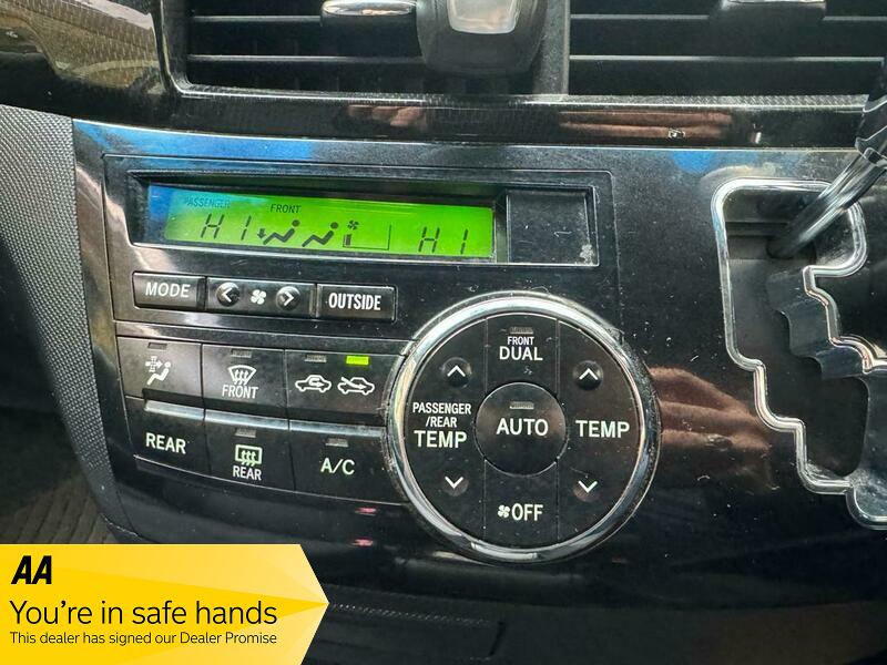 Used Toyota Estima 2012 for sale - 76280583: Photo 21