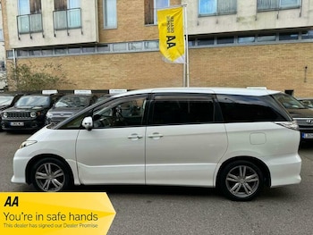 Used Toyota Estima 2012 for sale - 76280583: Photo 4