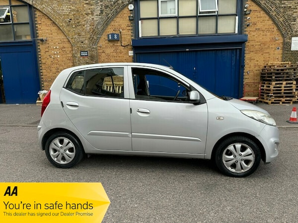 Used Hyundai i10 2013 for sale - 75528609: Photo 15