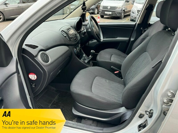 Used Hyundai i10 2013 for sale - 75528609: Photo 7